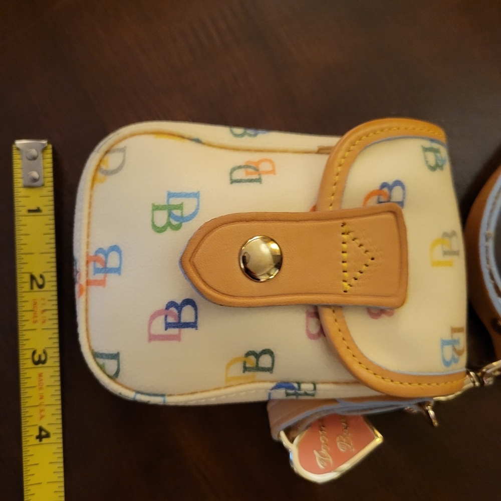 Dooney & Bourke White Multicolor Logo Pouch